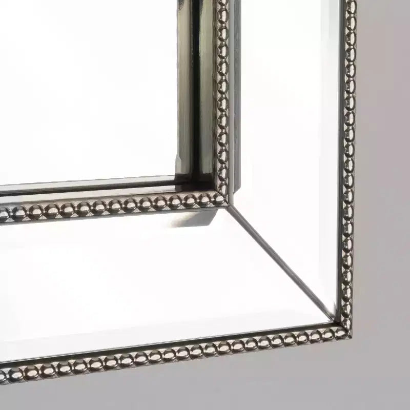 Metro Beaded Armadietto dei Medicinali a Incasso 16" x 26" - Head West: Montaggio a Parete, Cornice in Polistirolo, 3 Ripiani