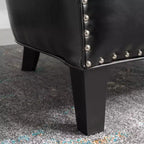 Poltrona Hawthorne Contemporary imbottita con borchie
