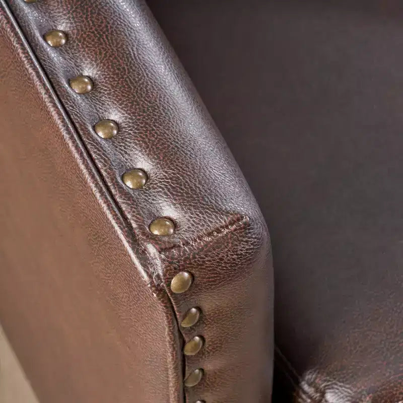 Poltrona Hawthorne Contemporary imbottita con borchie