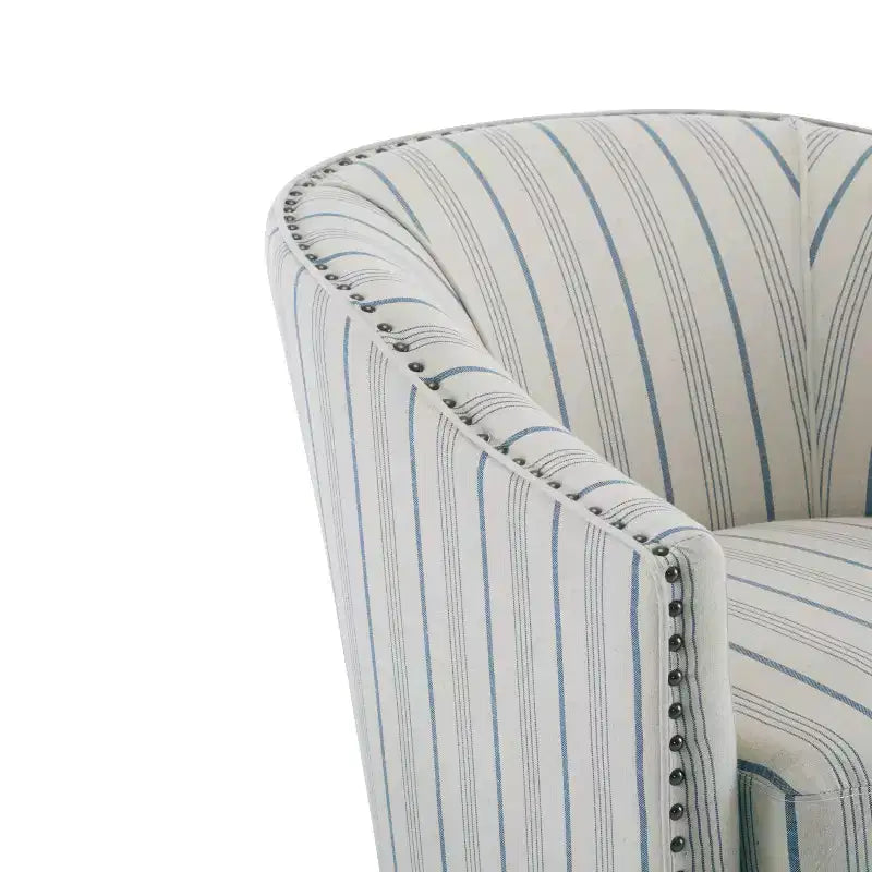 Poltrona Hawthorne Contemporary imbottita con borchie