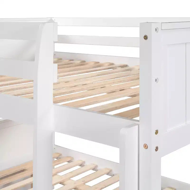 Letto a castello in legno Whisen, piazza e mezza su piazza e mezza, con letto estraibile singolo