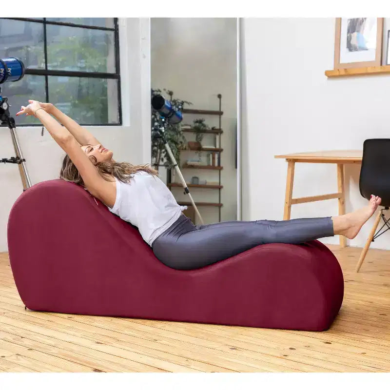 Avana Chaise Longue Elegante per Yoga - Prodotto negli USA - Ottima per Stretching, Rilassamento, Esercizi e Altro, 60P x 18L x 26A pollici, Grigio Chiaro