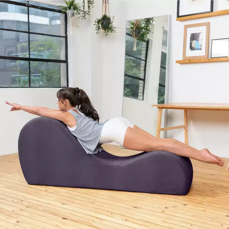 Avana Chaise Longue Elegante per Yoga - Prodotto negli USA - Ottima per Stretching, Rilassamento, Esercizi e Altro, 60P x 18L x 26A pollici, Grigio Chiaro