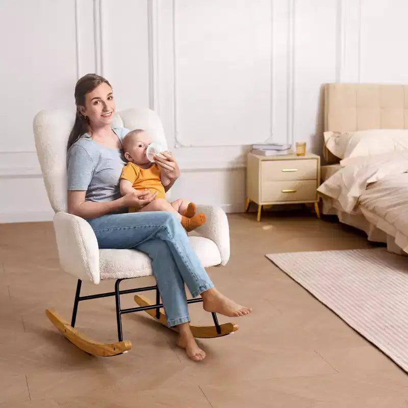 VEVOR Fauteuil à Bascule de Crèche, Fauteuil à Bascule avec Assise Douce et Dossier Haut, Tissu Teddy Capacité de Poids de 113 kg, Blanc Ivoire