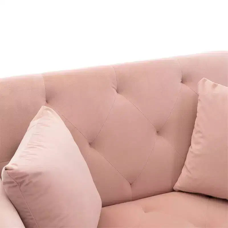Chaise de salon Okak au design moderne, élégant et classique pour salon et chambre d'hôtel.