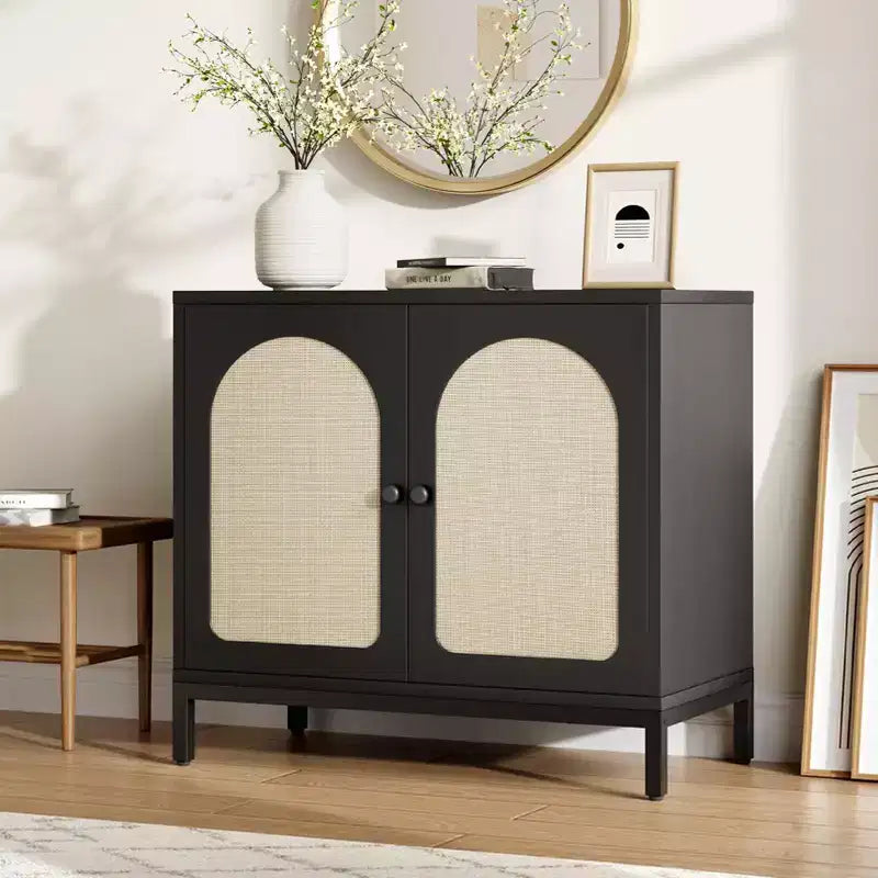 Buffet en rotin avec portes en rotin, étagères réglables, accent bohème, buffet à café et liqueurs, pour salon, salle à manger, couloir, cuisine