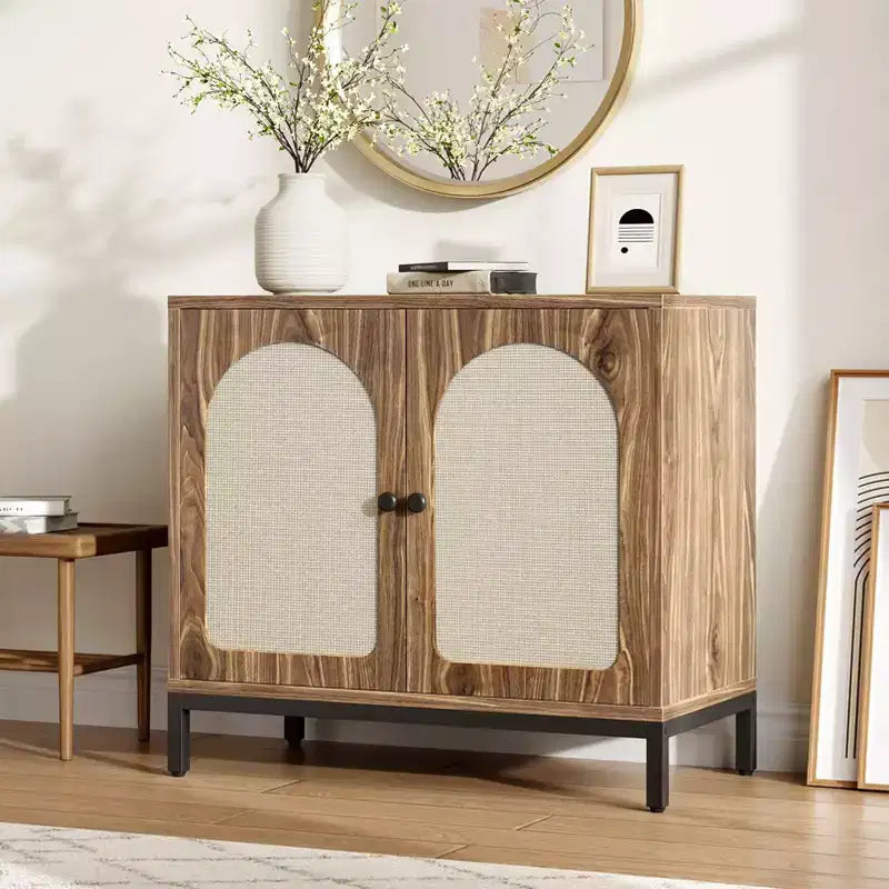 Mobile Credenza in Rattan - con Ante in Rattan, Ripiani Regolabili, Accento Bohemien, Credenza Liquori Caffè, per Soggiorno Sala da Pranzo Corridoio Cucina