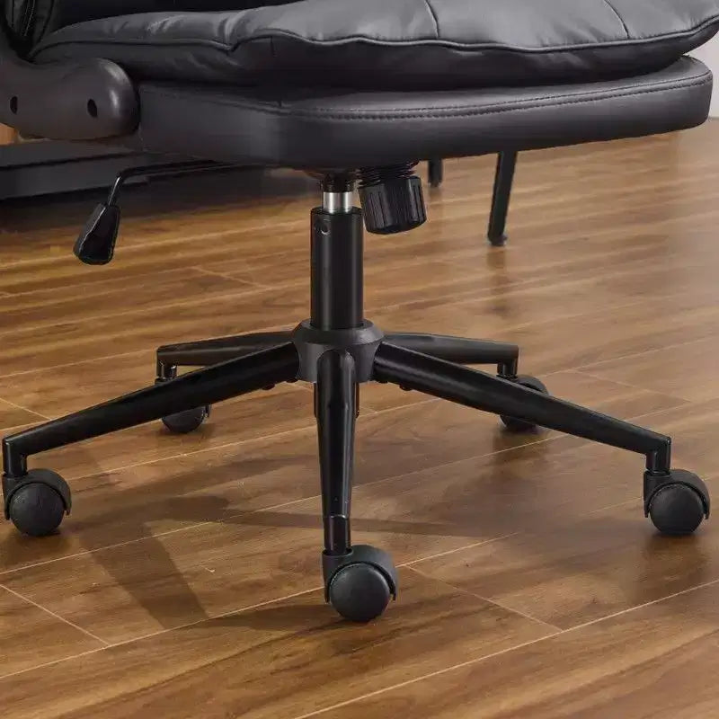Fauteuil de bureau pivotant noir en cuir imitation chat avec points de tirage, dossier dissimulable et clous
