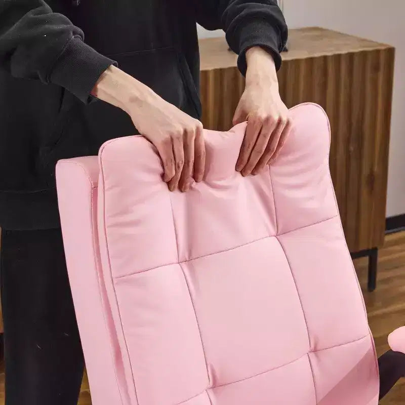 Fauteuil de bureau pivotant noir en cuir imitation chat avec points de tirage, dossier dissimulable et clous