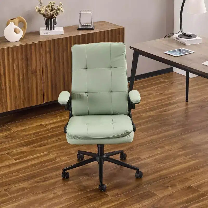 Fauteuil de bureau pivotant noir en cuir imitation chat avec points de tirage, dossier dissimulable et clous