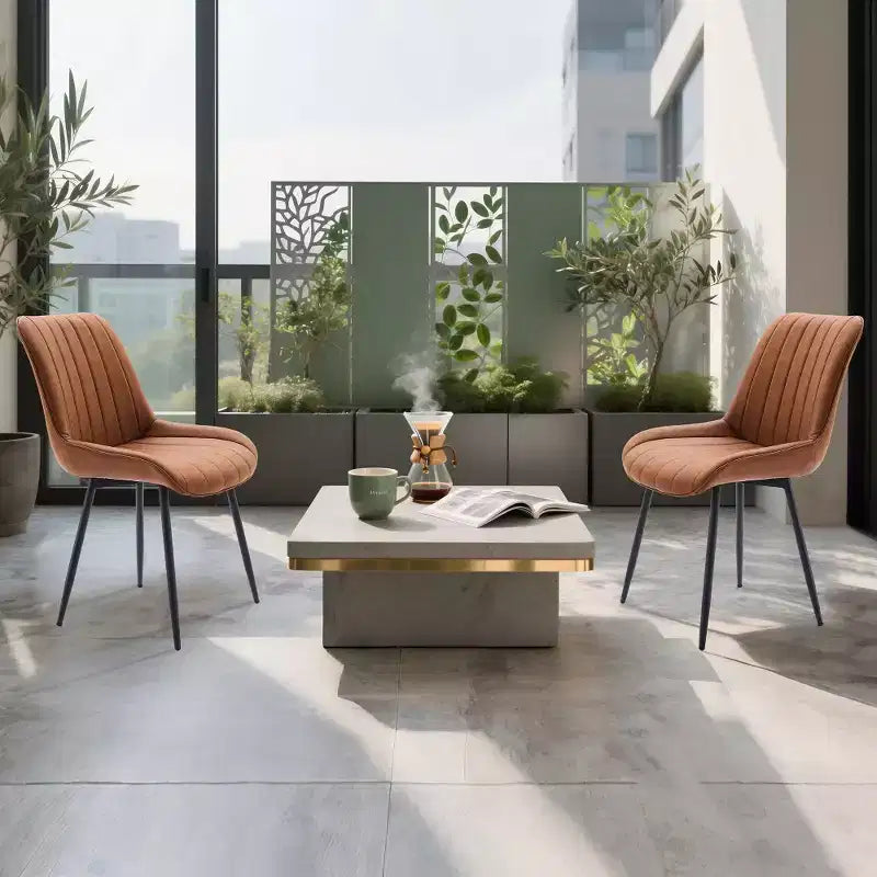 Lot de 2 chaises de salle à manger en similicuir noir pour cuisine et salle à manger, chaises confortables de style moderne du milieu du siècle avec pieds en métal, chaises d'appoint rembourrées