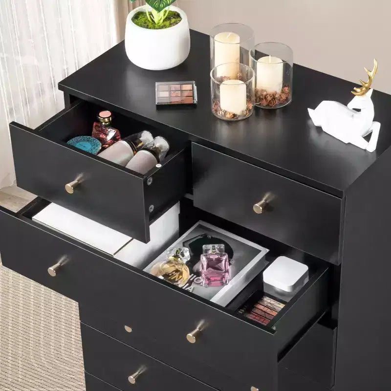 Cassettiera Karl Home a 7 cassetti in truciolato nero, larga 66 cm