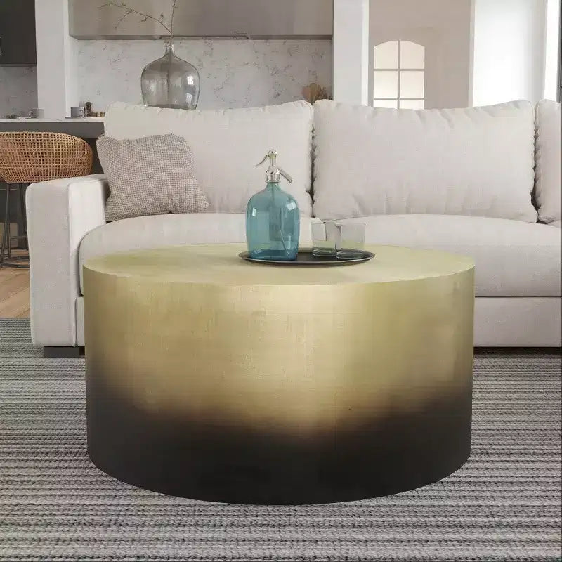 Table basse ronde Royal Hampton, forme tambour, laiton antique ombré, 34,5 pouces -