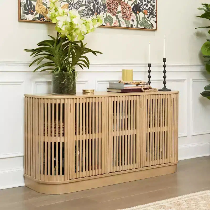 Buffet en bois massif Plank+Beam Contour avec 3 portes, meuble TV 59 po pour salon