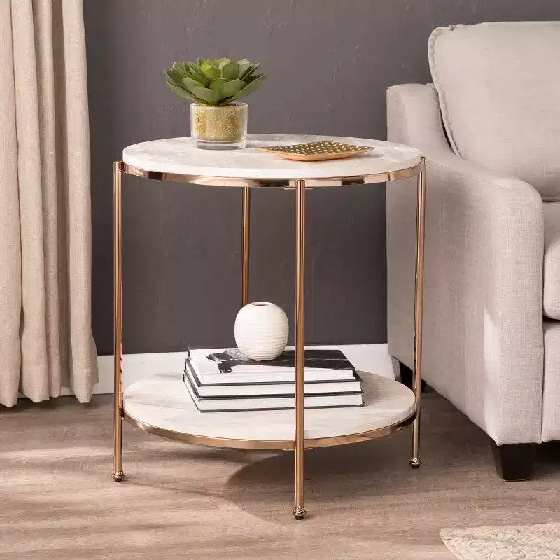 Table d'appoint ronde en fausse pierre Silas - Champagne - SEI