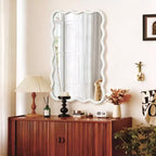 MAYEERTY 30 x 40 Specchio Decorativo Rettangolare Ondulato con Cornice in Legno Massello per Camera da Letto Bagno Soggiorno Bianco