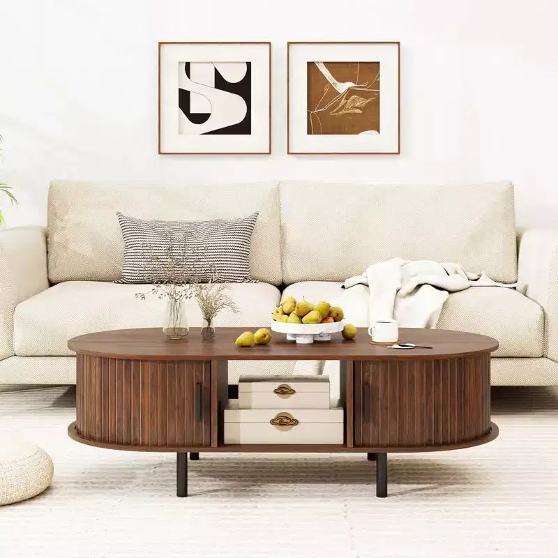 Table basse Costway 48 avec portes coulissantes cannelées et compartiment ouvert de style scandinave