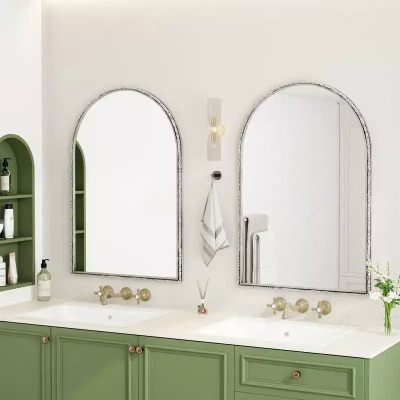 Specchio ovale/ad arco in ferro battuto, Specchio effetto antico, Specchio da parete per bagno/camera da letto/soggiorno, Argento/Oro - ModernLuxe