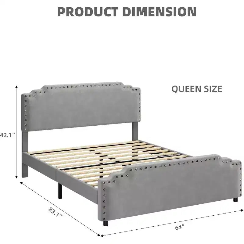 Lit plateforme tapissé de velours avec tête de lit cloutée et support robuste en lattes de bois. Aucun sommier tapissier requis, facile à assembler.