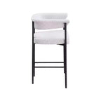 Meridian Furniture, Sgabello da bancone in tessuto bouclé color crema Malin, set da 2