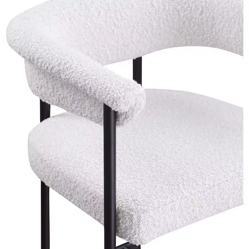 Meridian Furniture, Sgabello da bancone in tessuto bouclé color crema Malin, set da 2