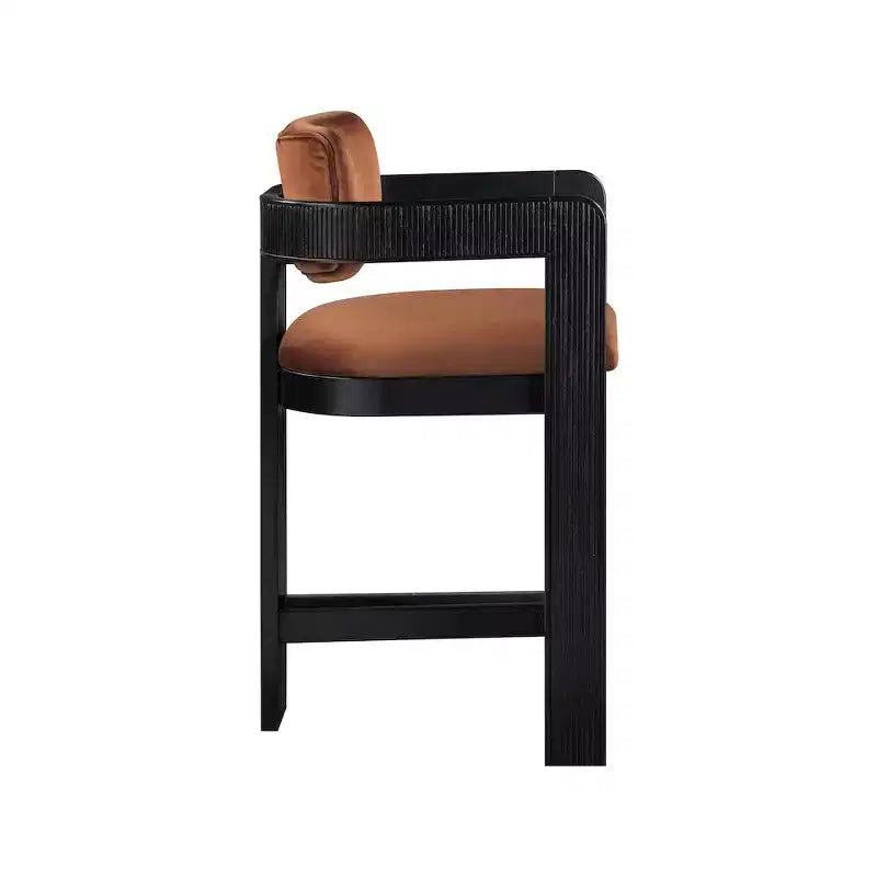 Meridian Furniture, Sgabello Sacha in Velluto Cognac