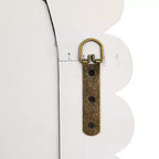Specchio da Parete in Legno con Motivo a Ondine Rialzate Arrotondate, Finitura Bianca, di Storied Home