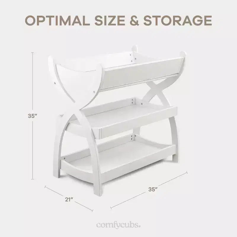 Fasciatoio Comfy Cubs – Robusta struttura in legno, look intramontabile con due ripiani aperti per gli accessori essenziali del neonato
