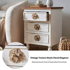 Comodino ModernLuxe con 3 cassetti e pomelli floreali, tavolino laterale da letto o da divano in stile rustico vintage