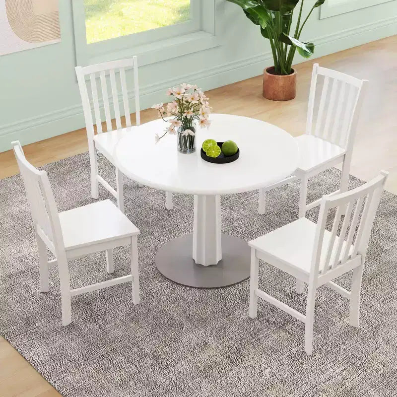 Costway Sedie da Pranzo Rustiche Set da 4 con Schienale Inclinato a Doghe, Seduta Larga, Gambe in Legno di Caucciù Nero/Bianco