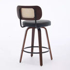 Set di 3 sgabelli da bar girevoli ad altezza bancone Homy Casa, schienale in rattan con seduta imbottita, gambe in legno di noce, altezza seduta 65 cm