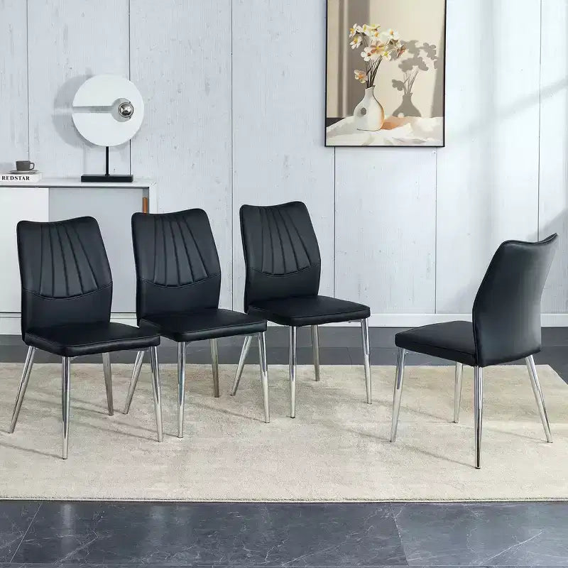 Set di 4 sedie da pranzo Mid-Century Modern - Sedili imbottiti in pelle PU nera, gambe in metallo argentato, eleganti sedie d'accento per cucina/soggiorno
