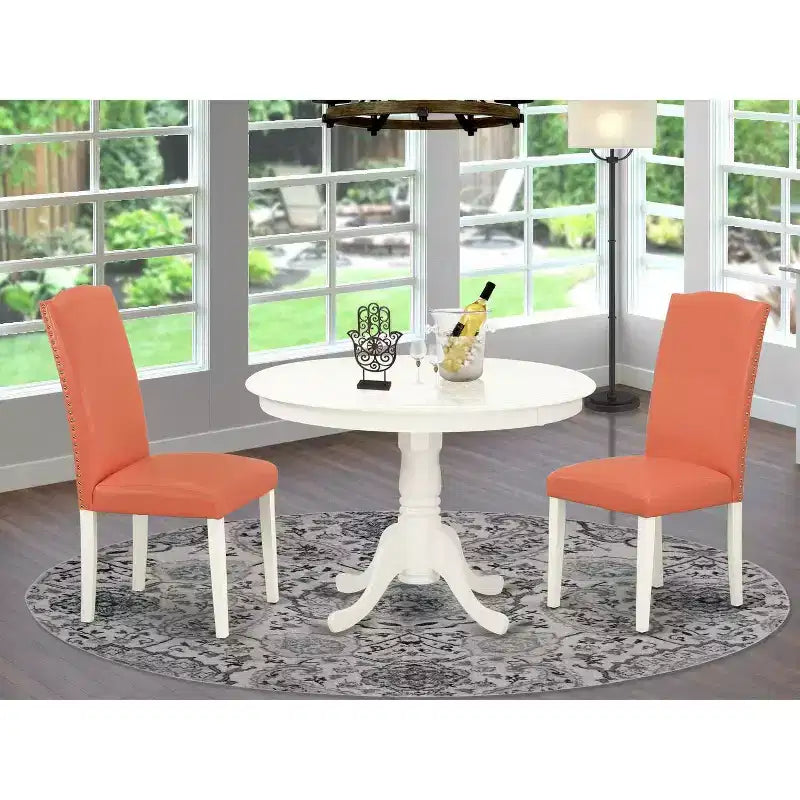 Set da tavolo da pranzo Fenicottero Rosa Tavolo da 42 pollici con 2 sedie Parsons Gambe bianche in lino Pelle sintetica