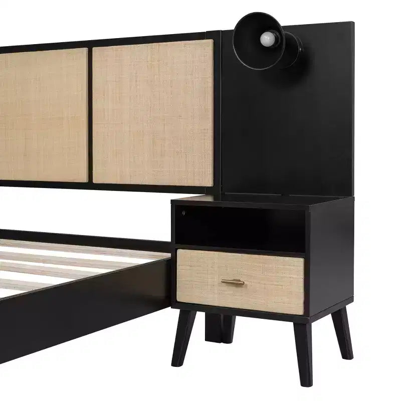 Luxystar Letto a piattaforma matrimoniale in legno con 2 comodini, 2 lampade e testiera in rattan, nero