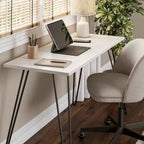 Scrivania TUYOHW, tavolo da studio moderno con piano in legno ingegnerizzato resistente, gambe a forcina in metallo, workstation compatta per piccoli spazi