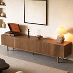 Mobile TV in Legno Extra Lungo da 86,6 Pollici per TV da 90 Pollici, Credenza Multimediale con Ante a Lamelle e Ripiani Rimovibili, Noce