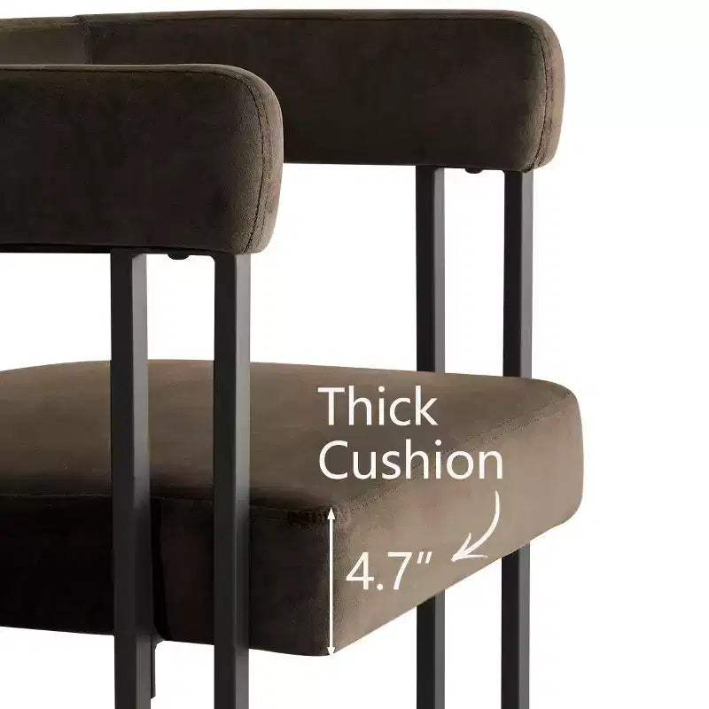 Set tavolo da pranzo allungabile da 47-83" per 8 persone, tavolo nero e 8 poltrone in velluto con eleganti gambe in metallo, ideale per riunioni