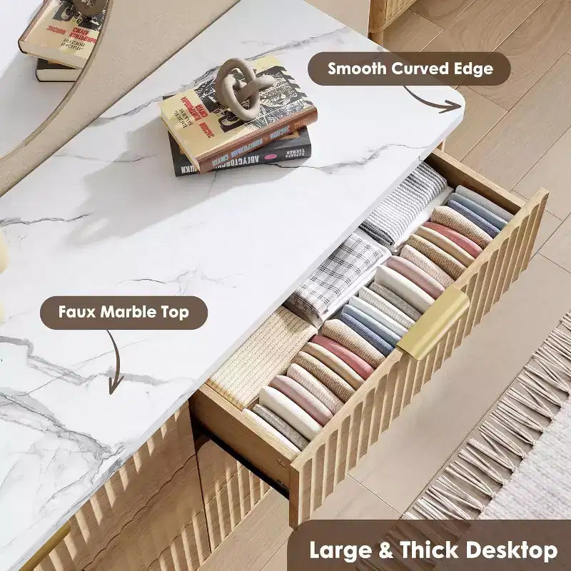 Cassettiera a 9 cassetti per camera da letto, cassettiere larghe 154 cm con profilo curvo, cassetti in legno scanalato, cassettiera moderna per soggiorno