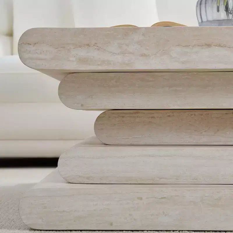 Tavolino moderno stratificato con motivo in travertino GDFStudio Laurine