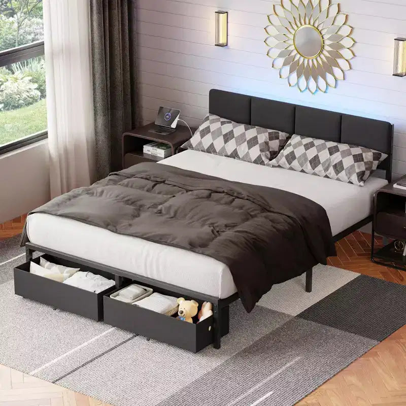 Letto matrimoniale in tessuto grigio con 2 cassetti contenitore, testiera regolabile, luci LED, stazione di ricarica, doghe in metallo (non richiede rete a molle)