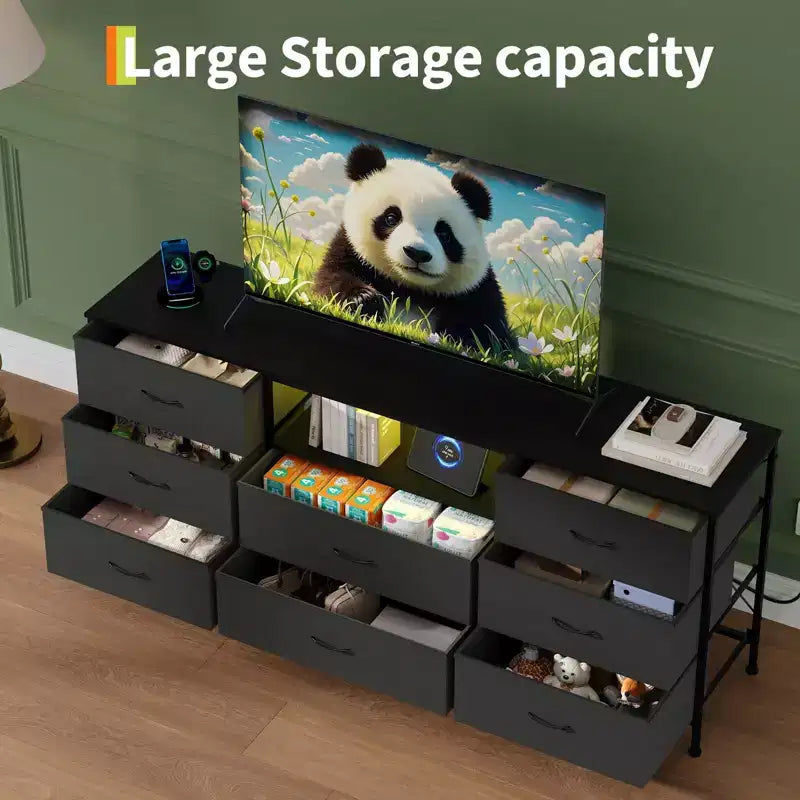 Meuble TV de 63 po avec 8 tiroirs en tissu, cadre en acier pour téléviseurs jusqu'à 75 po, commode de rangement pour le salon ou la chambre à coucher