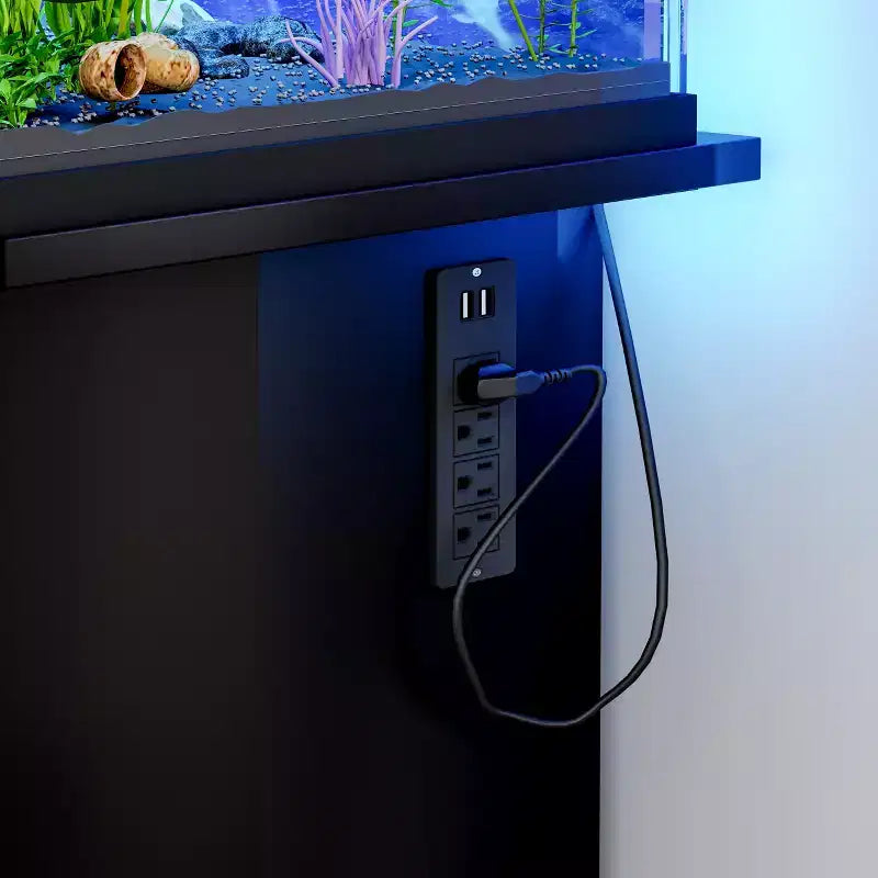 Mobile per acquario moderno in legno Logan di GDFStudio con presa di corrente e armadietto