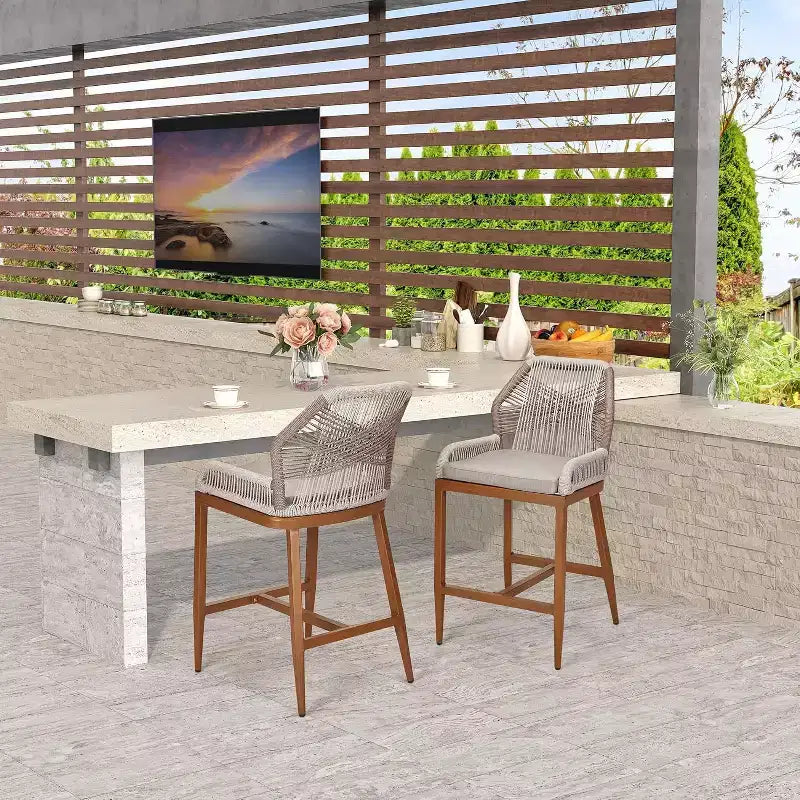 Sgabelli da bar alti da bancone, set da 4, sgabelli da bar in rattan alti 63 cm, sedia da pranzo con schienale per casa, design ergonomico confortevole con schienale e braccioli, marrone