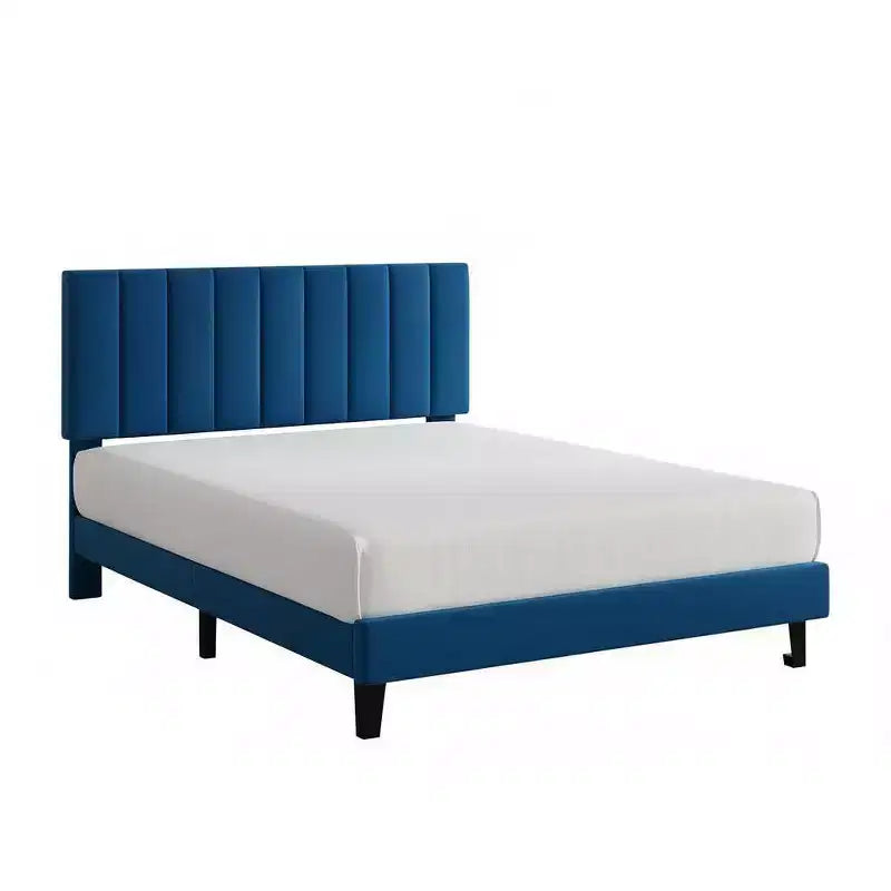 Letto imbottito con piattaforma e testiera trapuntata regolabile, struttura del letto matrimoniale senza rumore, robuste doghe in legno, non è necessaria la rete a molle. Disponibile in versione singola