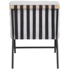 Sedia Meridian Furniture Burke in tessuto bouclé crema
