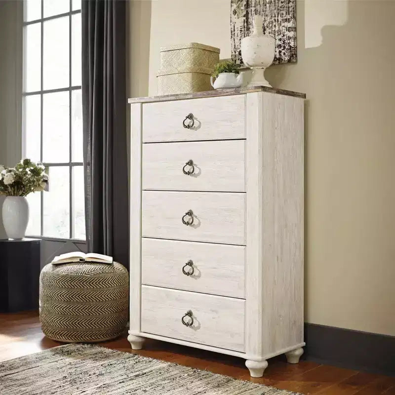 Cassettiera Willowton Signature Design by Ashley, colore crema: cassettiera a 5 cassetti in legno per camera da letto, conforme agli standard ASTM