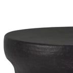 Tavolino da caffè in metallo Beaton da 33" bronzo rustico - WyndenHall: Rotondo, design industriale moderno, vano portaoggetti, verniciato a polvere