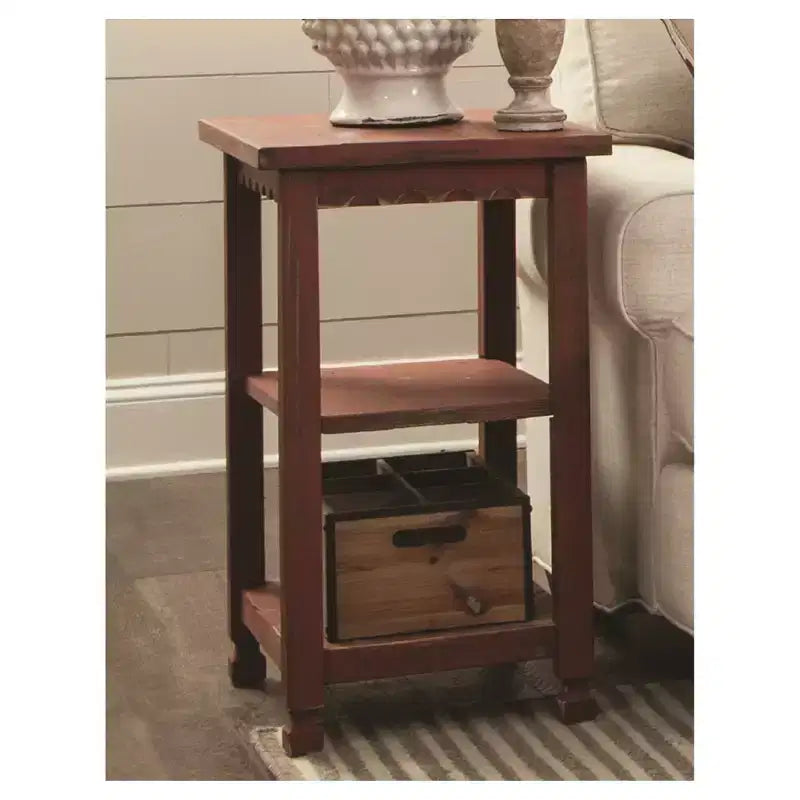 Tavolino da salotto in legno con 2 ripiani Alaterre Furniture, finitura anticata Country Cottage