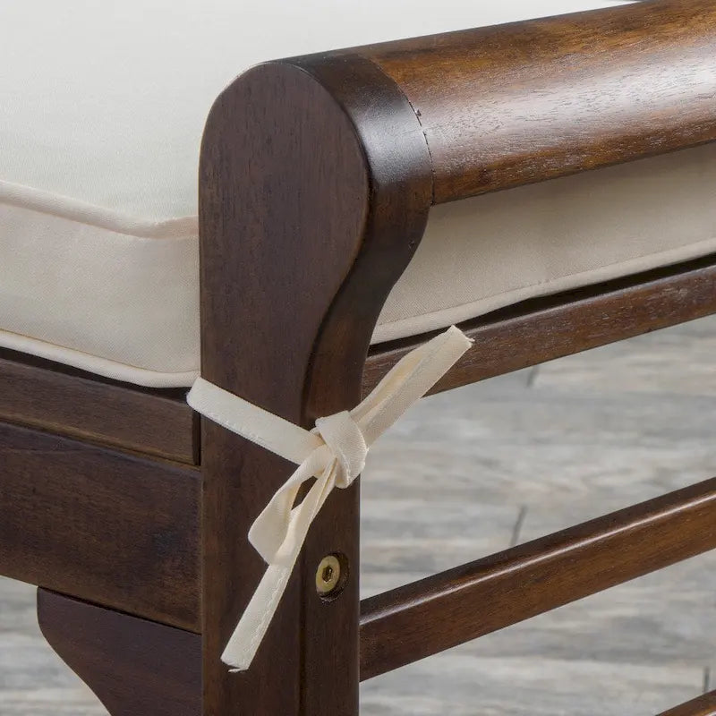 Banc Nelson rustique en bois d'acacia avec coussin par Christopher Knight Home